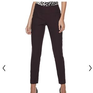 CLOSET CLOSING‼️Skinny Apt 9 Trouser Tummy Control